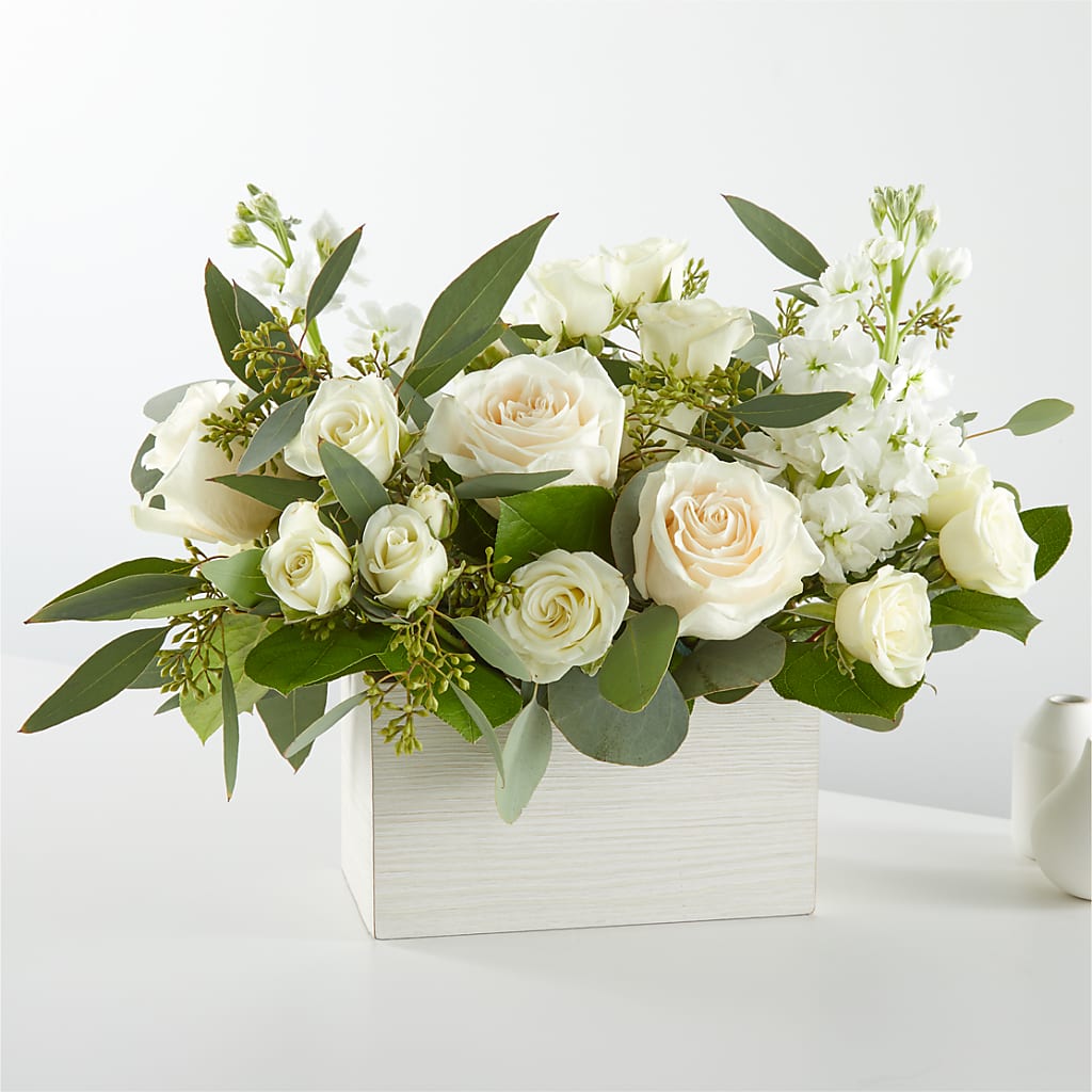 Fresh Linen Box Bouquet – BECCA'S BLING AND BLOOMS, Millington TN