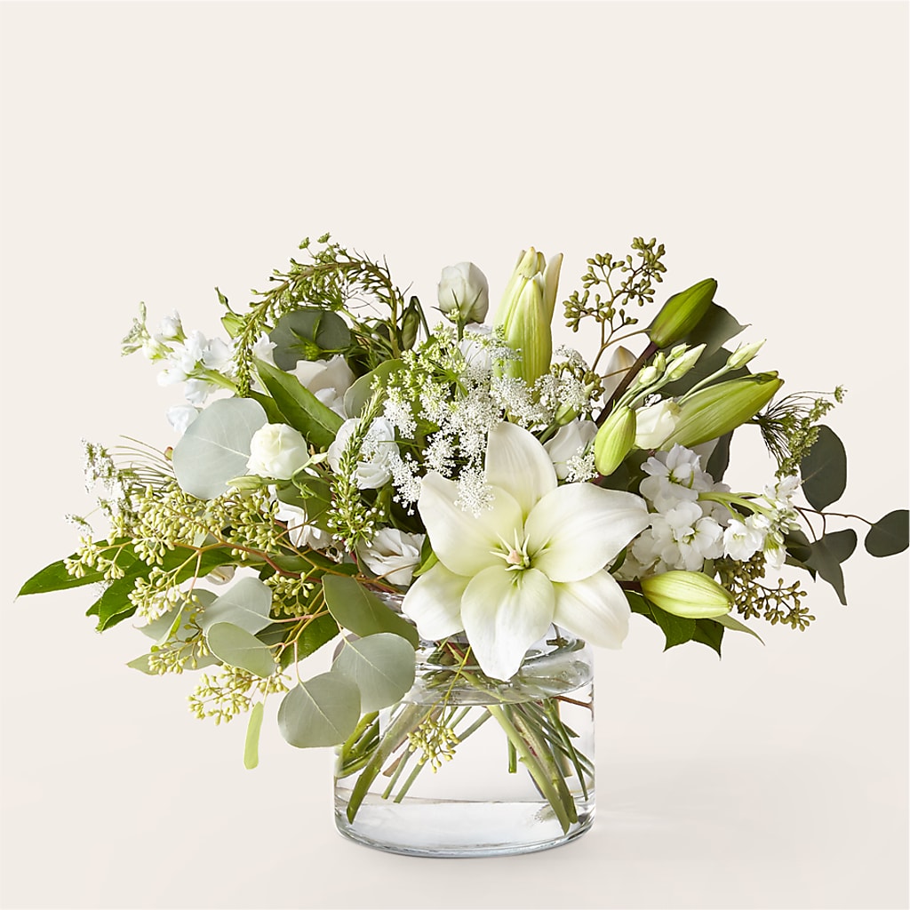 Alluring Elegance Bouquet – BECCA'S BLING AND BLOOMS, Millington TN