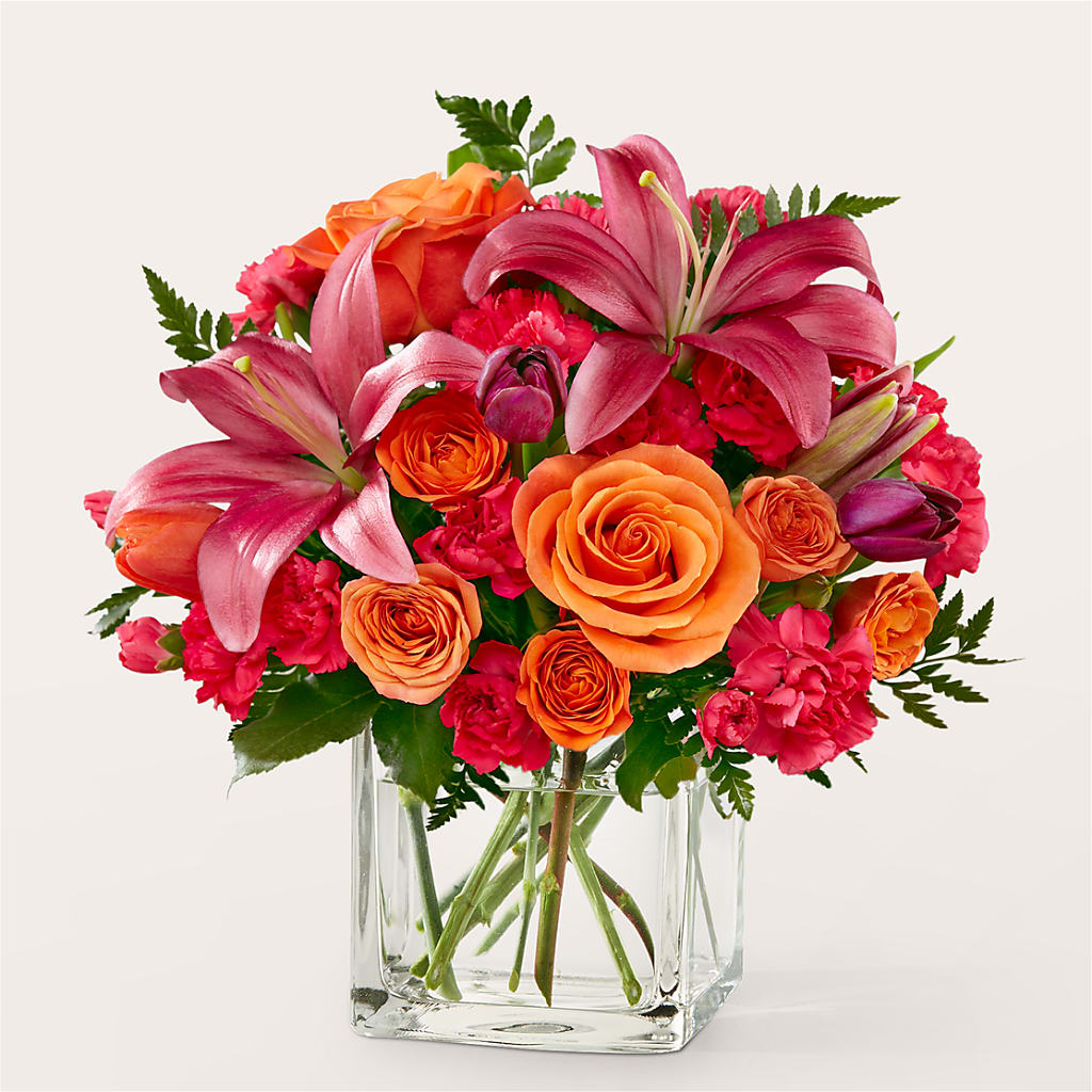 Lucky Lily Bouquet – BECCA'S BLING AND BLOOMS, Millington TN