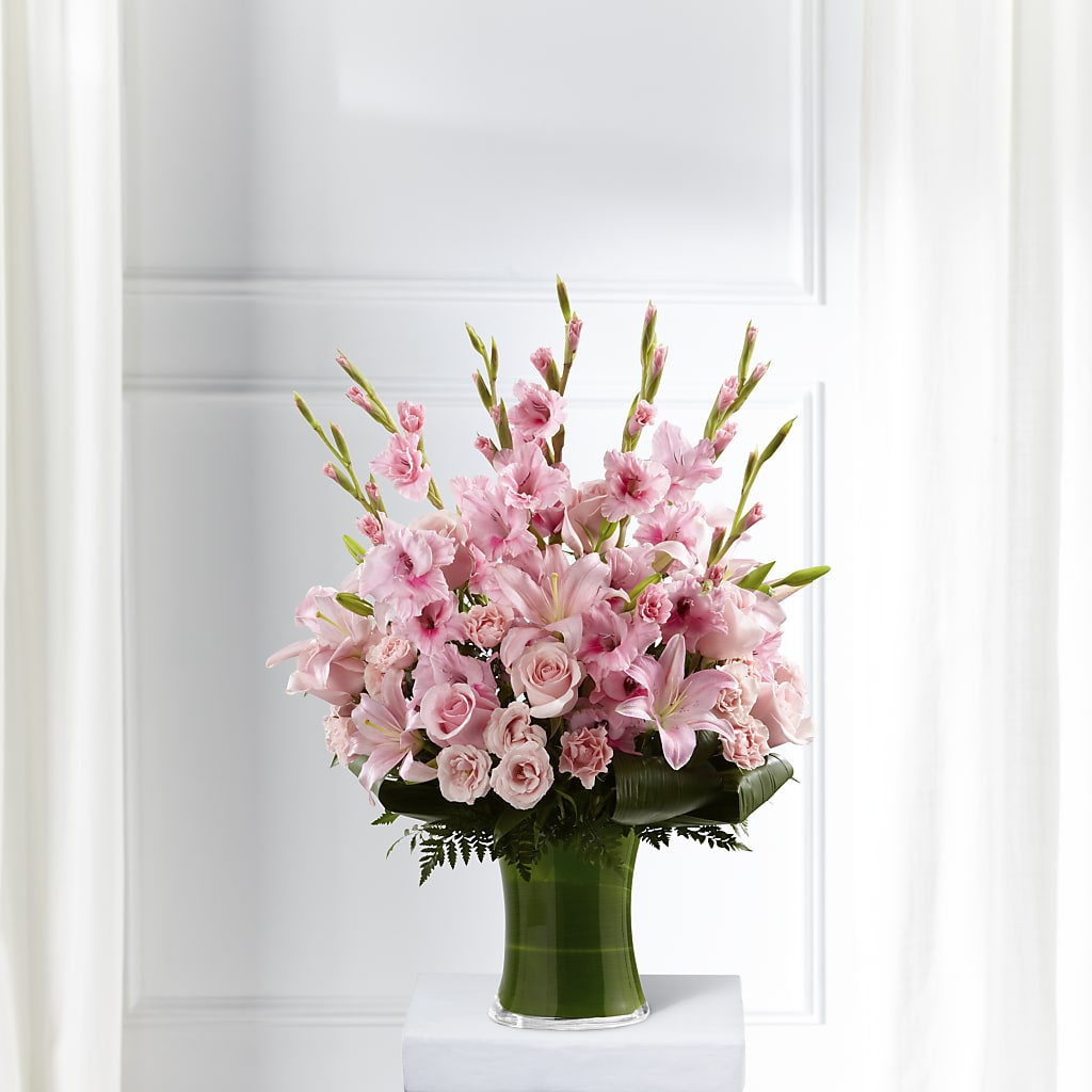 Lovely Tribute Bouquet – BECCA'S BLING AND BLOOMS, Millington TN