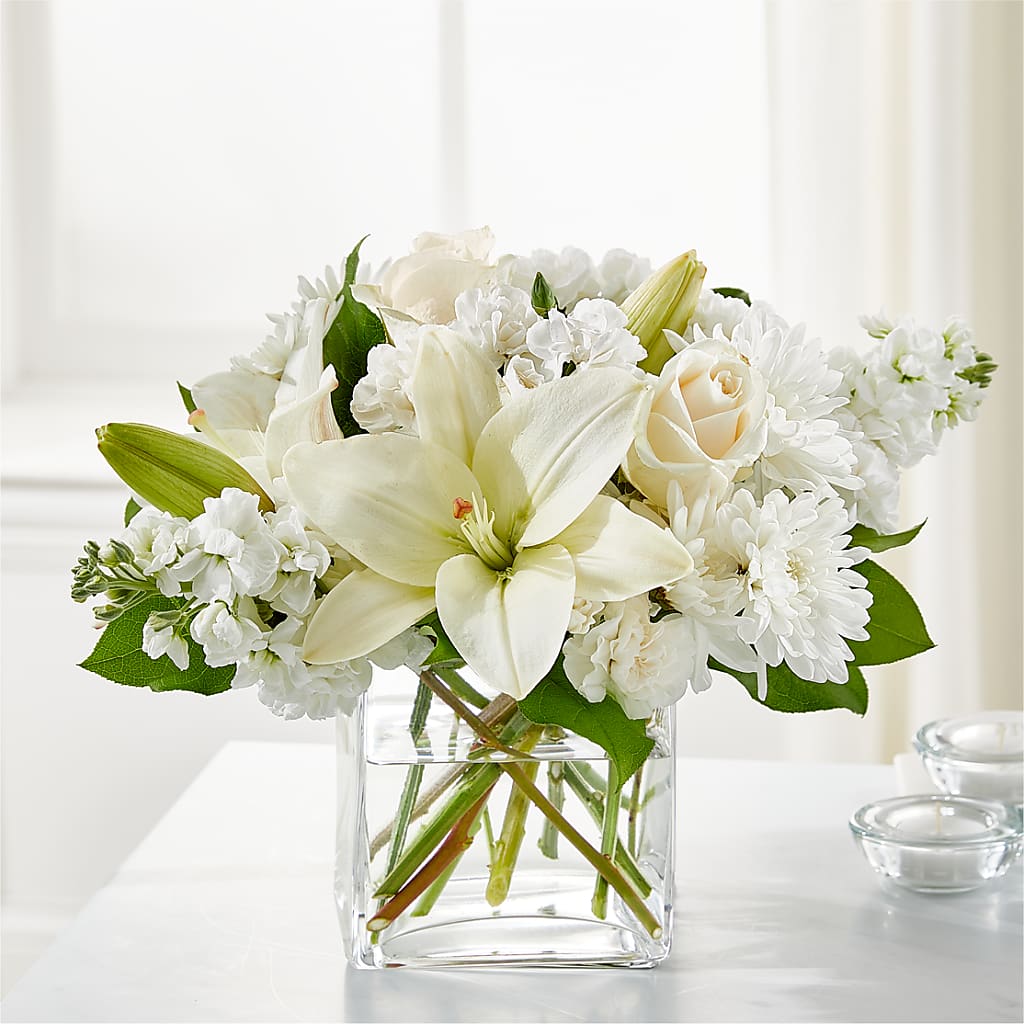 Gentle Breeze Bouquet – BECCA'S BLING AND BLOOMS, Millington TN