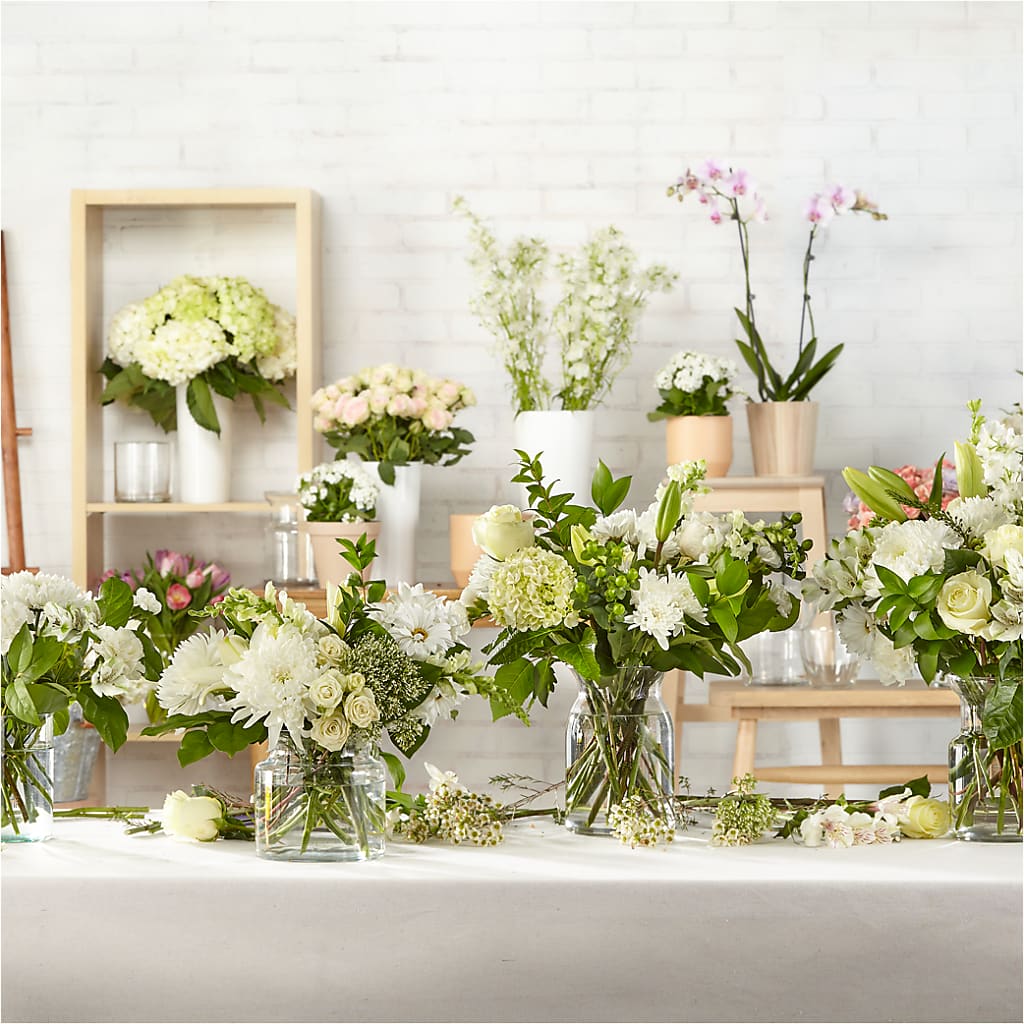 Classic Ivory – A Florist Original – BECCA'S BLING AND BLOOMS, Millington TN