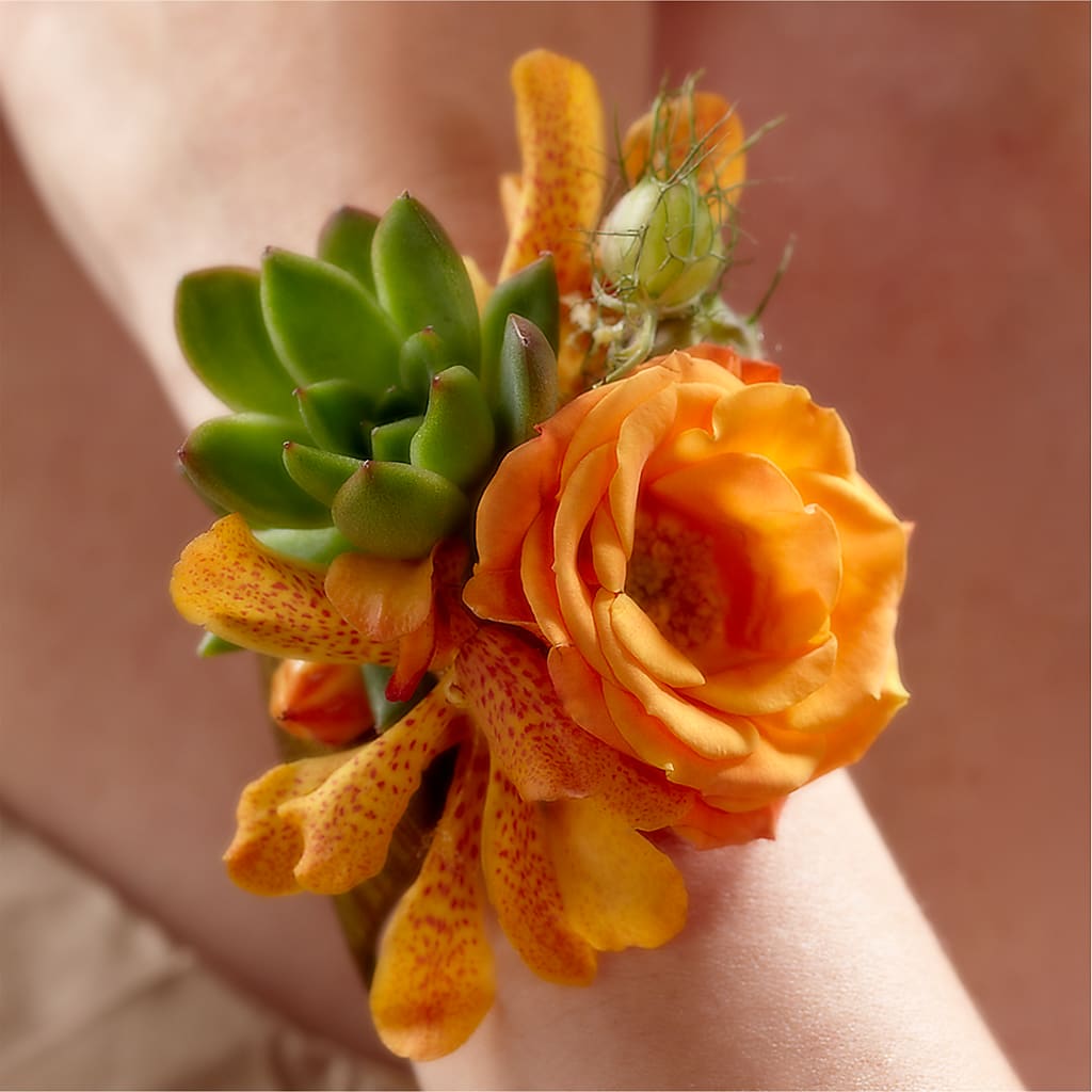 Irresistible Love Wrist Corsage – BECCA'S BLING AND BLOOMS, Millington TN