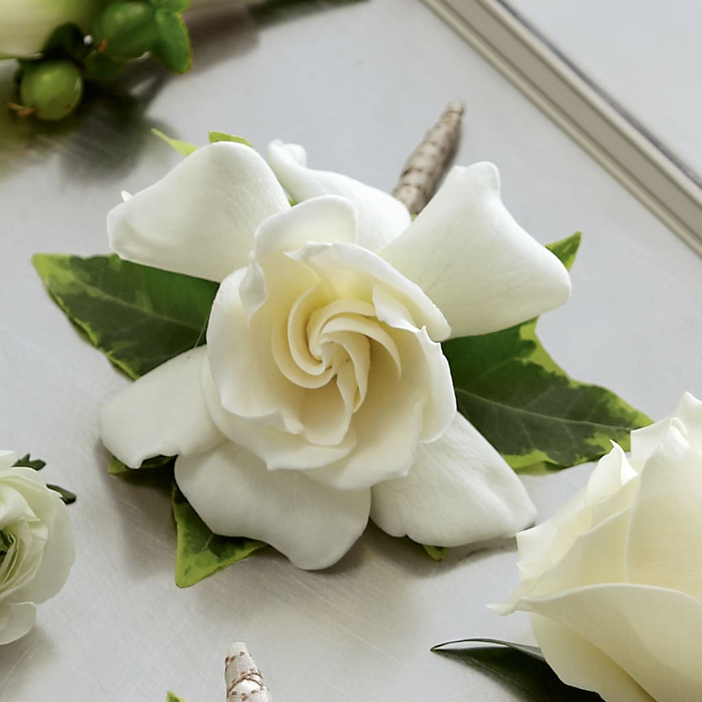 Gardenia Boutonniere – BECCA'S BLING AND BLOOMS, Millington TN