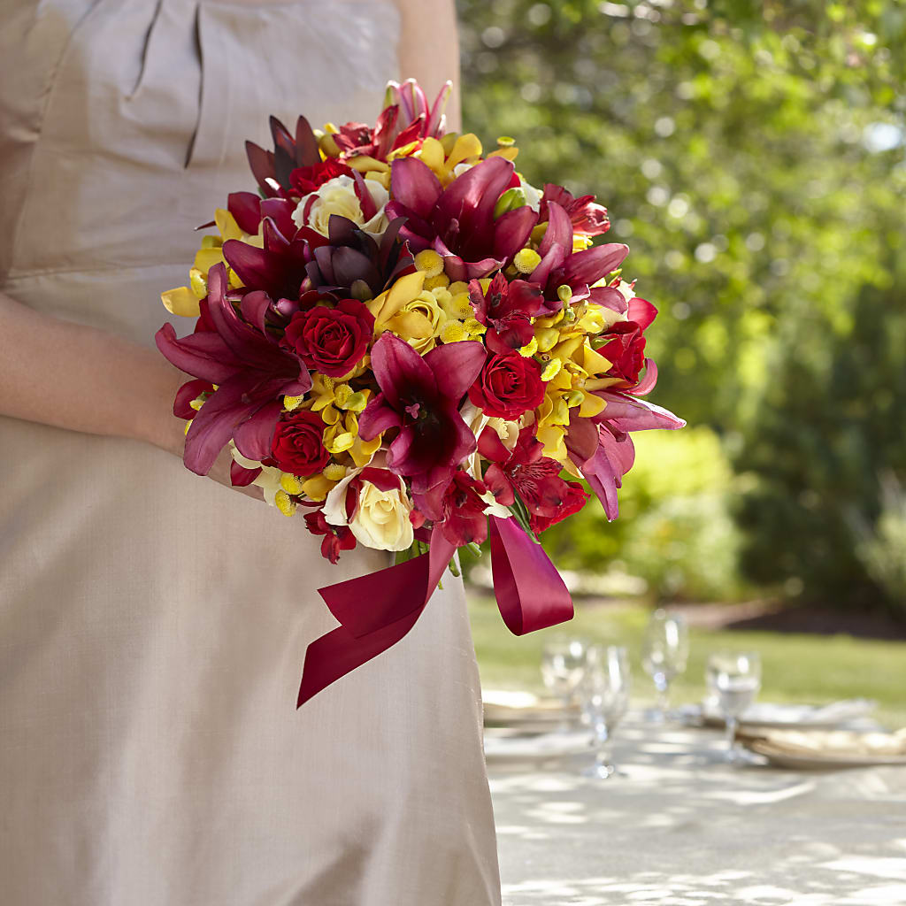 Sunningdale Bouquet – BECCA'S BLING AND BLOOMS, Millington TN