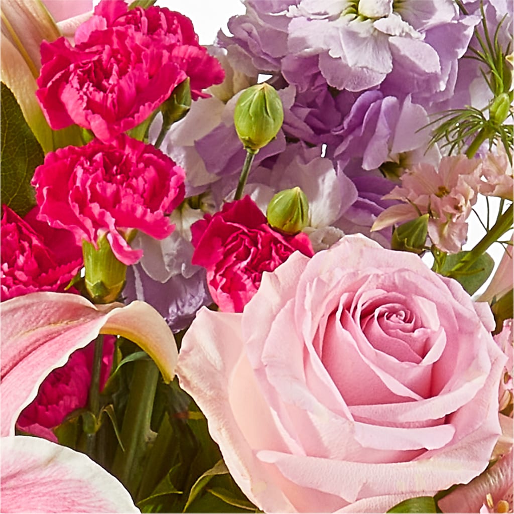 Mauvelous Bouquet – BECCA'S BLING AND BLOOMS, Millington TN
