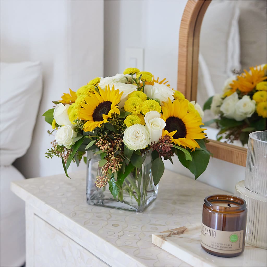 Luminous Morning Bouquet – BECCA'S BLING AND BLOOMS, Millington TN