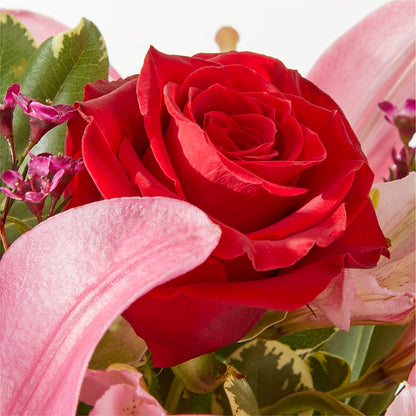 Lucky in Love Bouquet – BECCA'S BLING AND BLOOMS, Millington TN