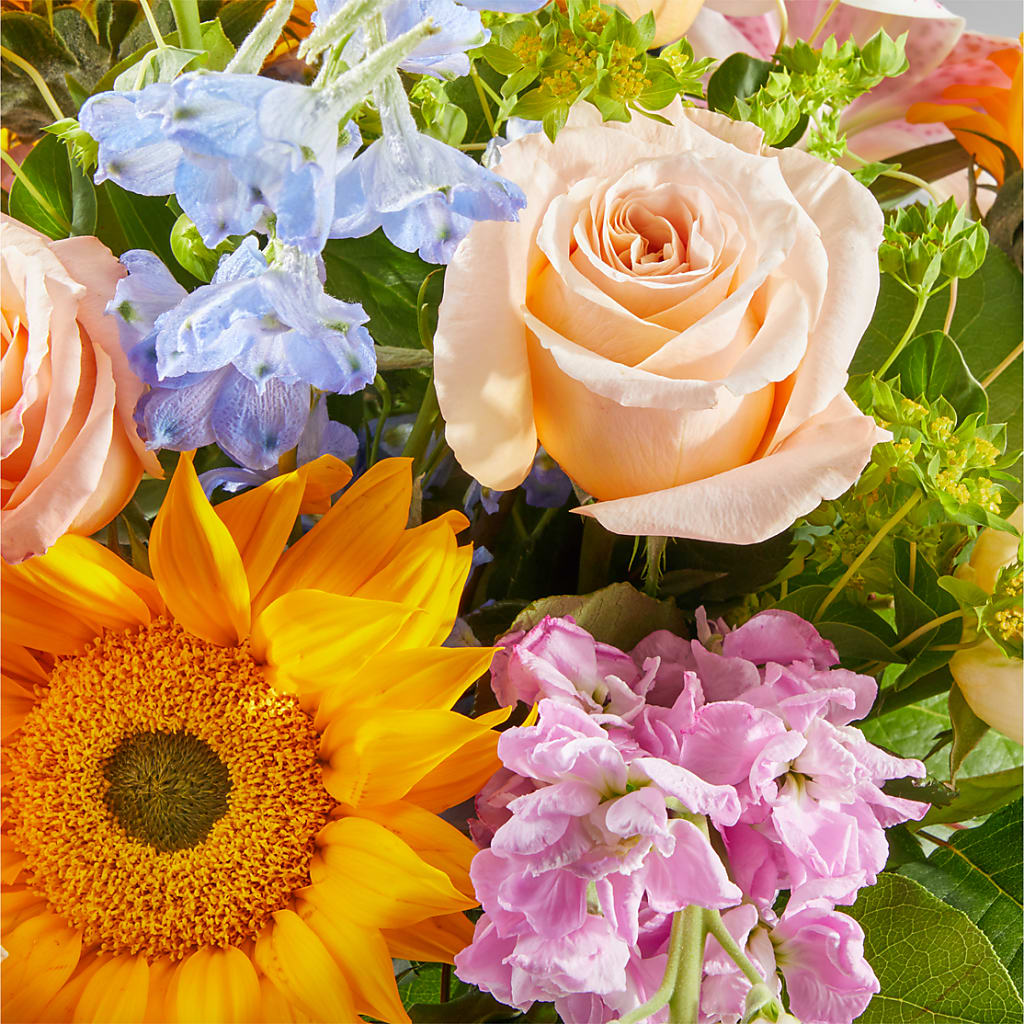 Dreamy Meadows Bouquet – BECCA'S BLING AND BLOOMS, Millington TN