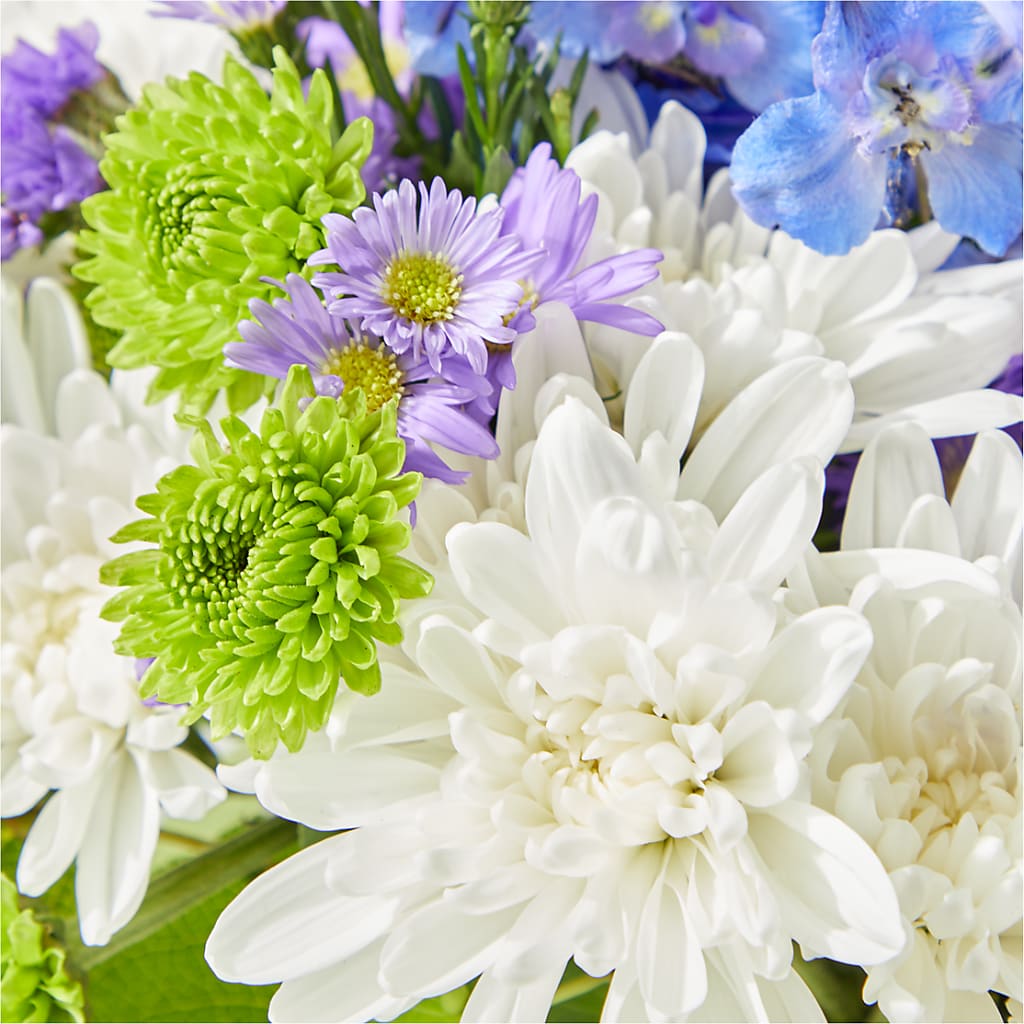 Genuine Gestures Bouquet – BECCA'S BLING AND BLOOMS, Millington TN