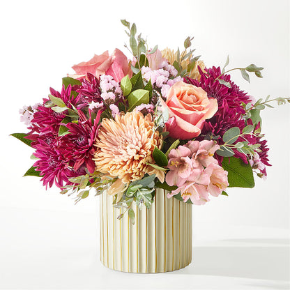 Berry Cobbler Bouquet with Ivory Vase – BECCA'S BLING AND BLOOMS, Millington TN