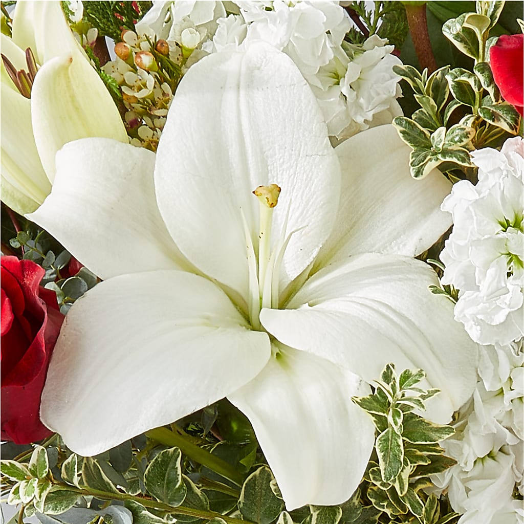 Twinkle Lights Bouquet – BECCA'S BLING AND BLOOMS, Millington TN