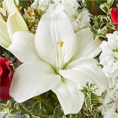 Twinkle Lights Bouquet – BECCA'S BLING AND BLOOMS, Millington TN