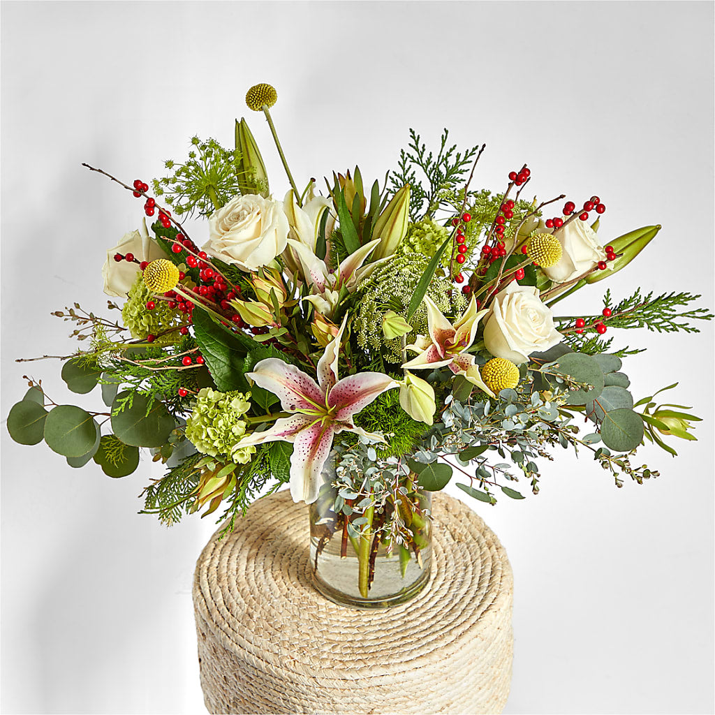 Berry & Bright Bouquet – BECCA'S BLING AND BLOOMS, Millington TN