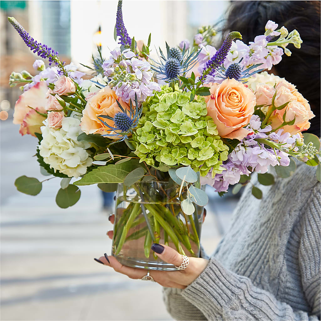 Porch Swing Bouquet – BECCA'S BLING AND BLOOMS, Millington TN