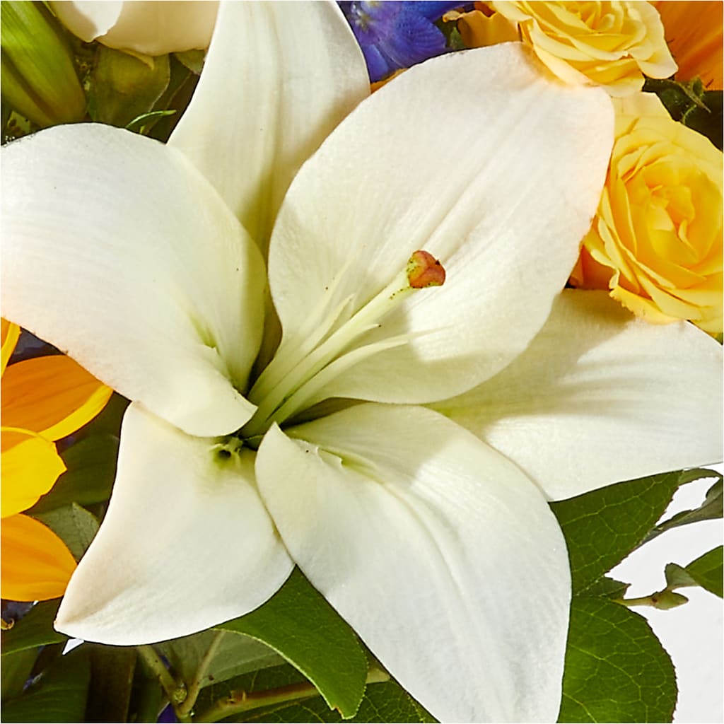 Wonderfully Sunny Bouquet – BECCA'S BLING AND BLOOMS, Millington TN
