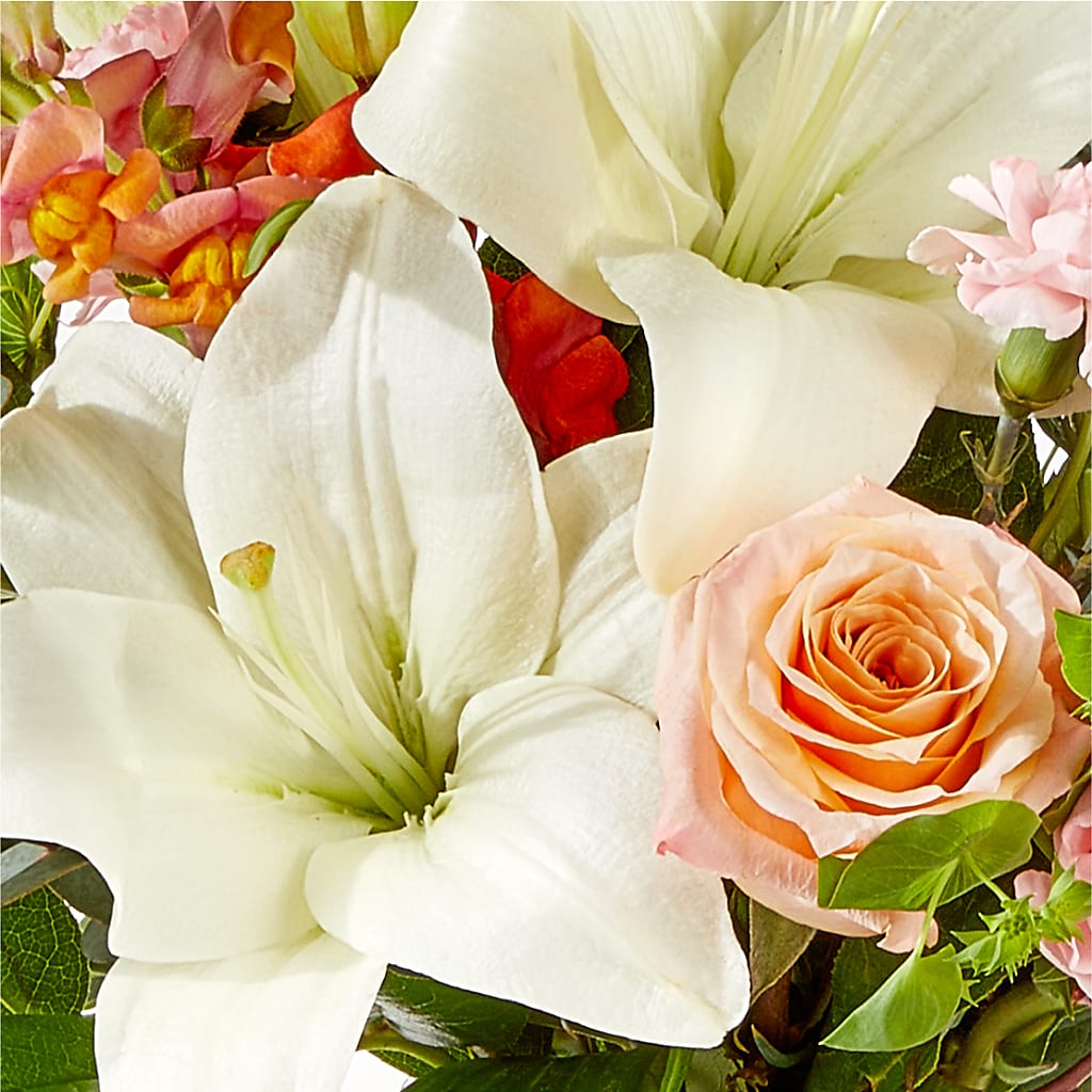 Grapefruit Splash Bouquet – BECCA'S BLING AND BLOOMS, Millington TN