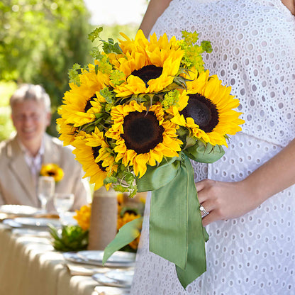 Free Spirit Bouquet – BECCA'S BLING AND BLOOMS, Millington TN